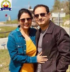 Dr. Vikas Divyakirti with his wife