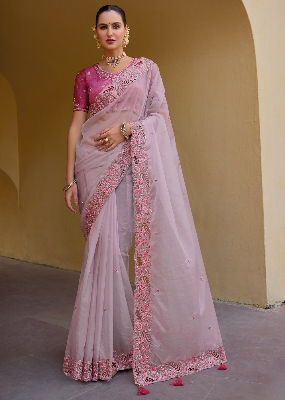 https://houseofpanchhi.com/cdn/shop/files/6908.jpg?v=1755623348